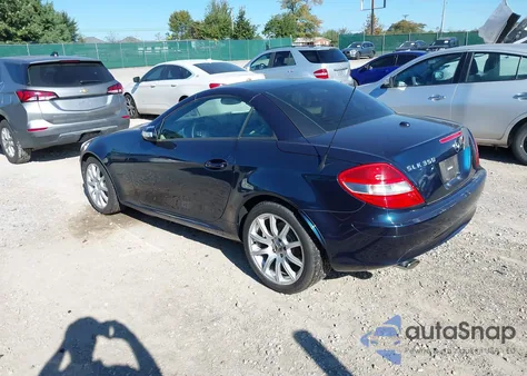 2006 Mercedes-Benz Slk 350 from USA, damaged, VIN WDBWK56F06F112525